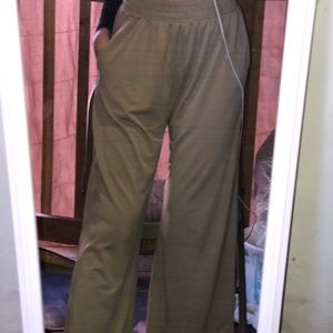 Flare pocket pant